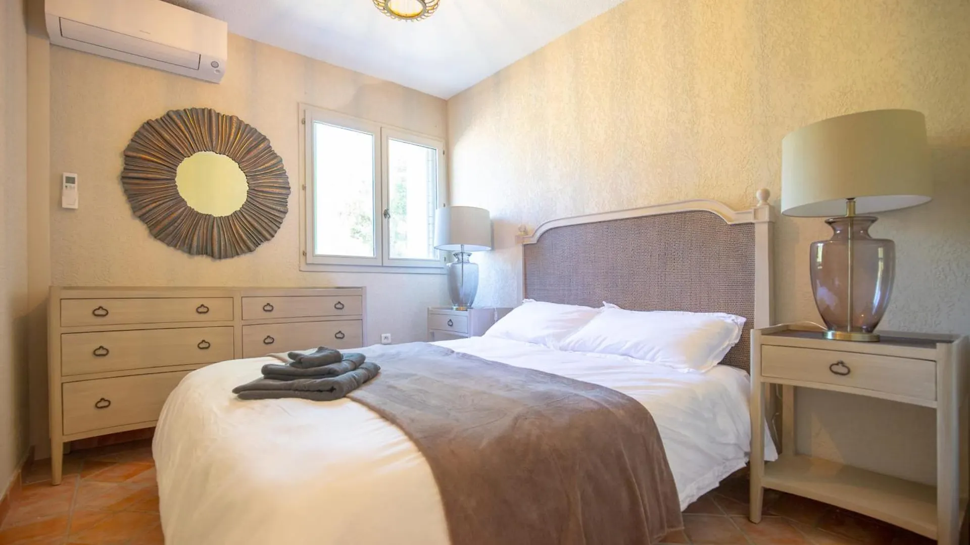 Villa 10 People With Private Pool Near Saint-Tropez Roquebrune-sur-Argens